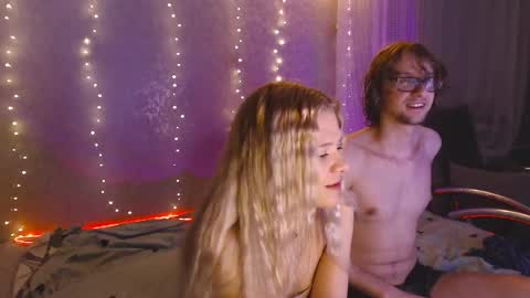 Melania and Mikey online show from February 18, 1:16 am