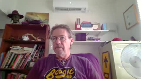 whiteboomer online show from April 11, 11:42 pm