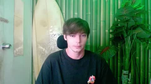 Snapshot of whiteboyinasia chatting on October 23, 1:12 pm Christian online show from October 23, 1:12 pm