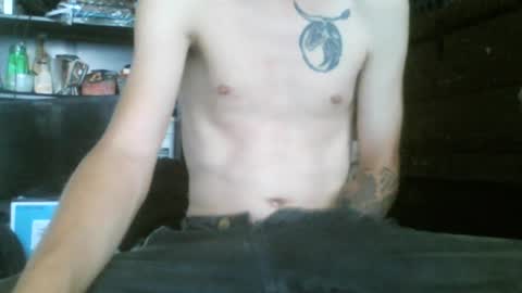 whiteboyslim21 online show from August 8, 8:08 pm
