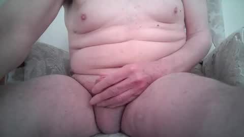 whitebriefs009 online show from April 19, 9:43 am