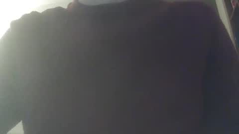 Snapshot of whiteduke81 chatting on February 1, 12:40 am Whiteduke online show from February 1, 12:40 am