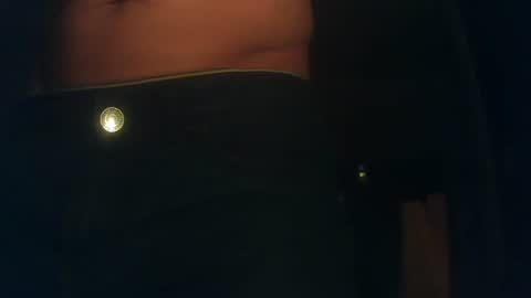 Snapshot of whiteduke81 chatting on October 12, 6:32 pm Whiteduke online show from October 12, 6:32 pm