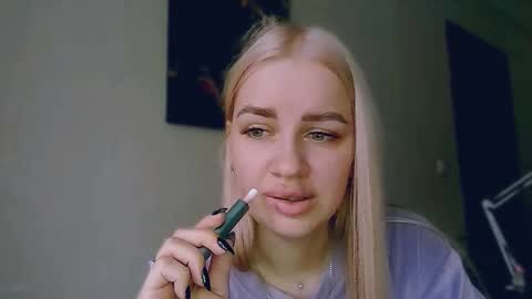 whitehex666 online show from February 8, 9:02 am