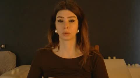 White Queen online show from February 28, 12:20 pm