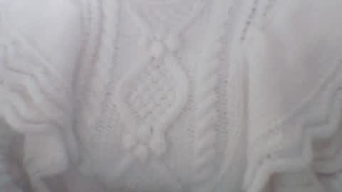 whitesweater online show from January 13, 7:21 am