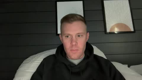 whoops1017 online show from December 19, 4:57 pm