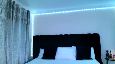 Little Whorey Tori online show from November 6, 6:22 pm