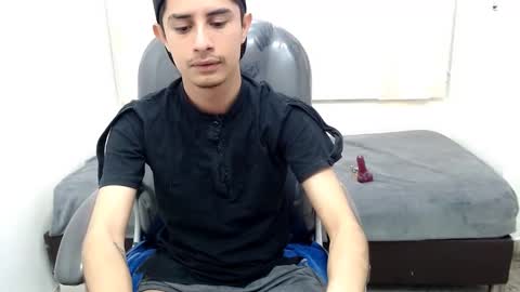 Snapshot of wickedboy_twink chatting on January 27, 11:22 pm JAISON online show from January 27, 11:22 pm