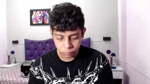 Snapshot of wiilliam_20 chatting on October 17, 1:15 pm wiilliam online show from October 17, 1:15 pm