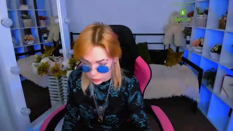 wild_berry_soul online show from October 24, 6:03 am