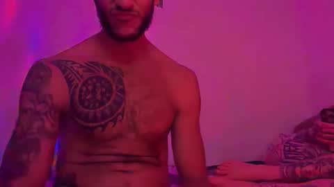 wild_bigcock23 online show from May 25, 3:34 am