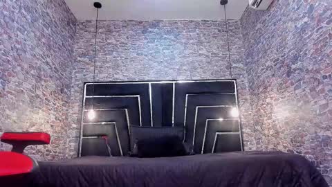 wild_firee_ online show from February 17, 7:35 pm