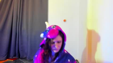 wild_loach online show from December 16, 3:51 pm