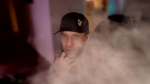 Snapshot of wild_otters chatting on January 29, 4:36 am Wi1d Ott3r online show from January 29, 4:36 am