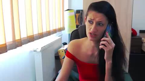 Bea online show from March 25, 8:32 am