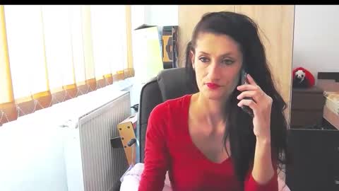 Bea online show from February 12, 8:07 am