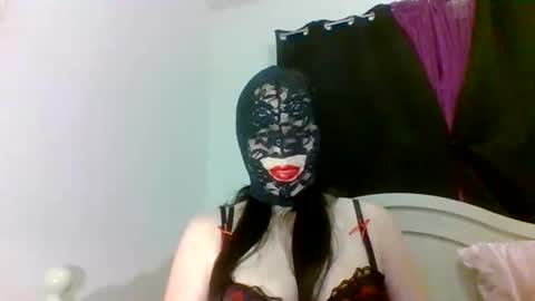 WILd College GRL ANita online show from February 7, 7:00 am