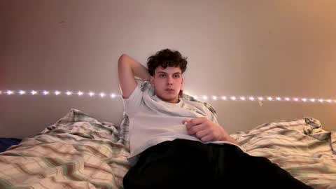 wilddesire18 online show from March 15, 9:18 pm