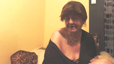 WildRedCat online show from March 27, 10:00 pm