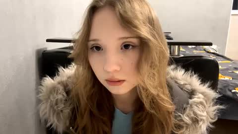 Olivia online show from December 16, 3:18 pm