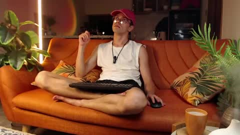 William online show from April 15, 3:15 pm