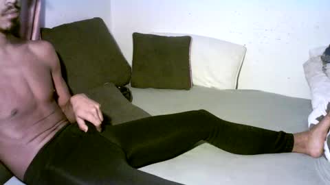 Call me Babe online show from December 4, 11:02 am