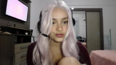 Willow online show from April 3, 1:34 am