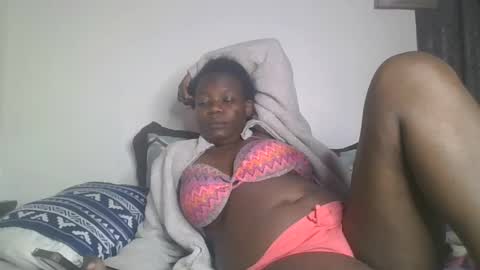 willyoubemine1 online show from January 14, 12:22 am