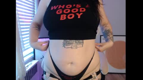 Eevie online show from September 22, 11:31 pm