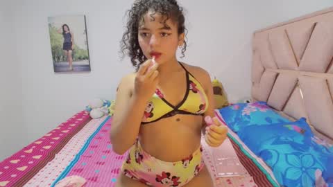  Winnifer Gonzalez  online show from March 17, 3:00 am