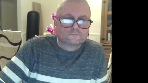 wobble444 online show from February 18, 12:05 am