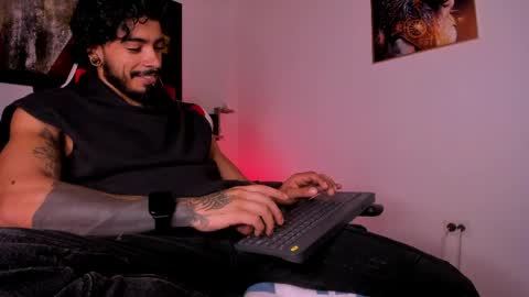 wolferatus online show from March 29, 10:00 pm