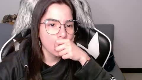 Alex online show from February 14, 3:31 am