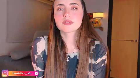   online show from June 6, 4:07 am