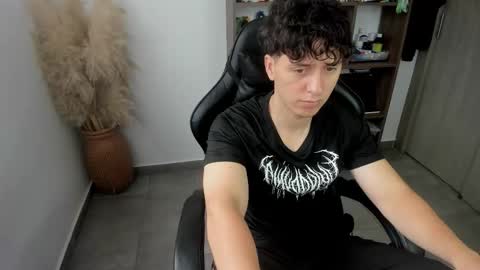 wolker_allan online show from December 22, 7:09 pm