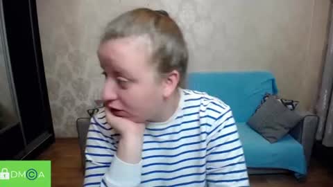 womanshyy online show from June 30, 5:51 am