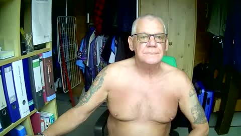 Always Horny online show from October 10, 10:43 am