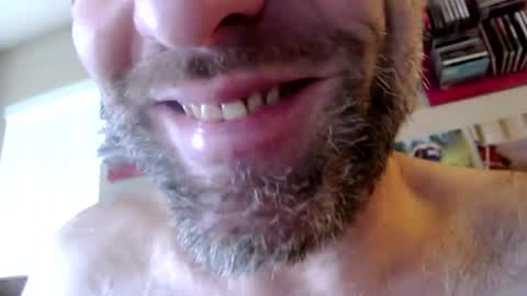 Snapshot of woodiesays chatting on March 3, 5:09 pm WoodieSays online show from March 3, 5:09 pm