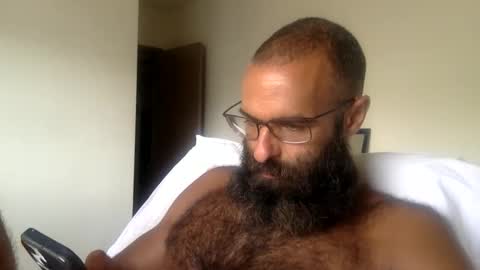 woof_wolf37 online show from June 2, 6:21 pm
