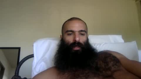 woof_wolf37 online show from March 17, 4:01 pm