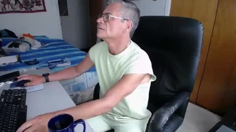 Large one  online show from December 29, 2:21 pm