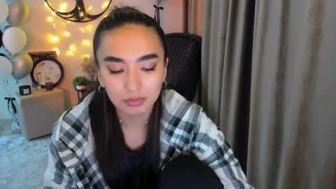 dudetta Kim online show from March 30, 4:07 pm