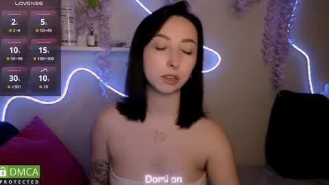 Sue online show from March 24, 2:28 am