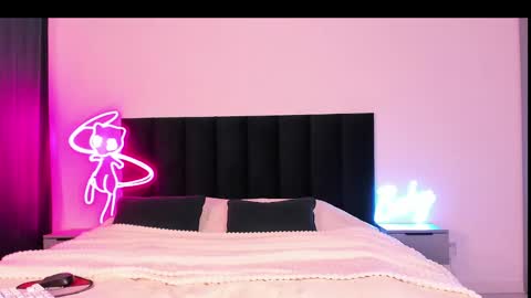 Emi online show from February 14, 7:07 am