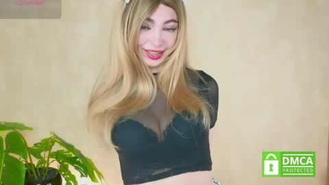 Emily online show from November 21, 8:56 am