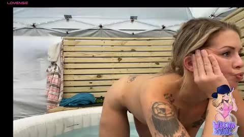 Wrenn Divine online show from November 13, 4:53 pm