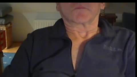 Wuki online show from October 28, 9:05 pm