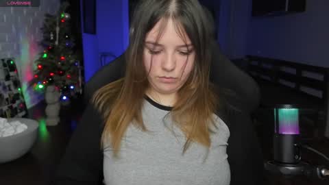 LOVE NERDS ONLY online show from January 17, 1:36 am