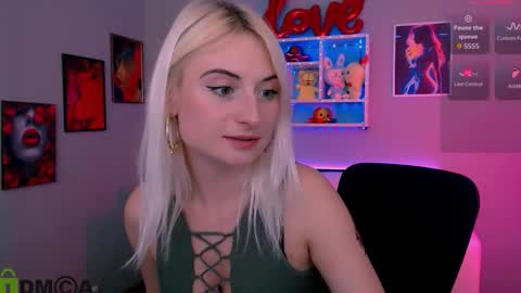 Yasmin online show from March 5, 9:46 pm